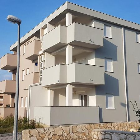Apartment Dream Novalja Bagian luar foto