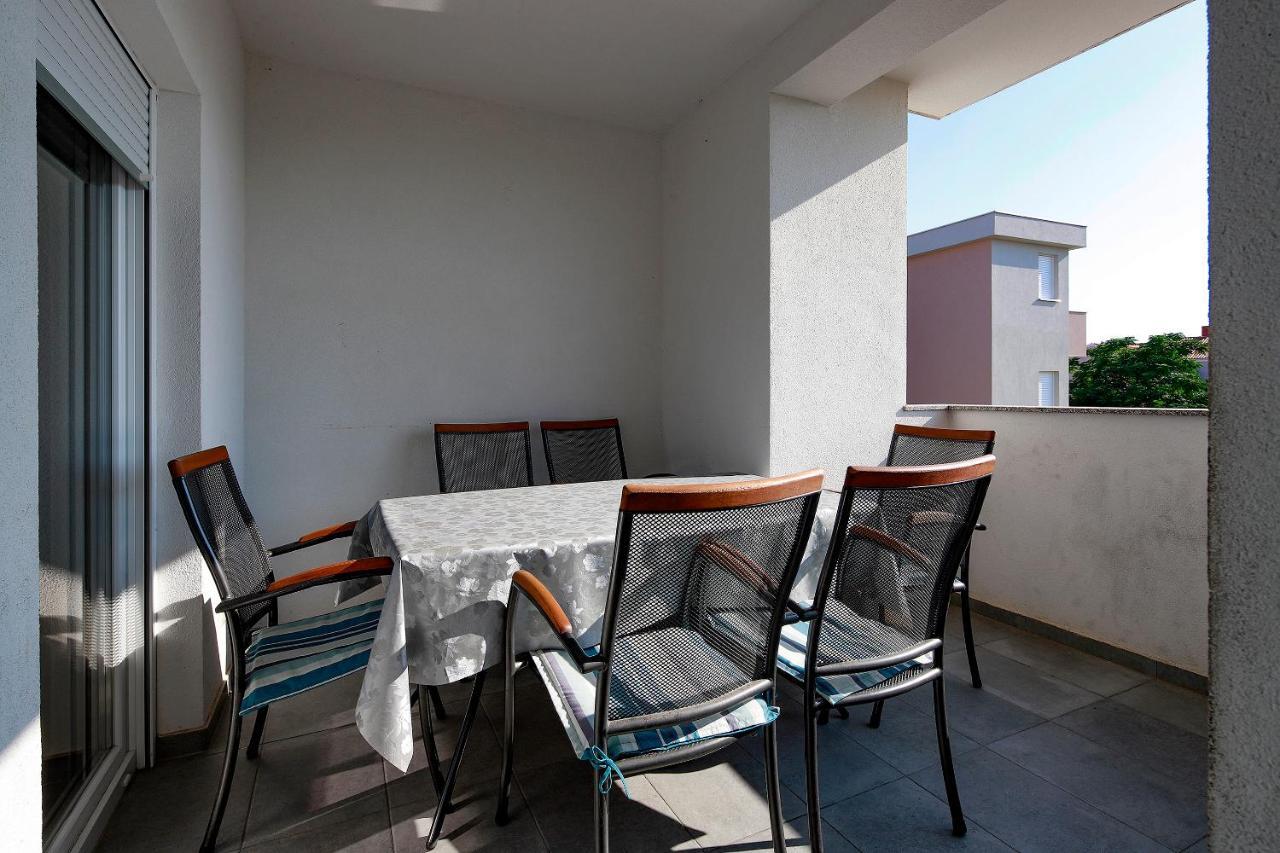 Apartment Dream Novalja Bagian luar foto