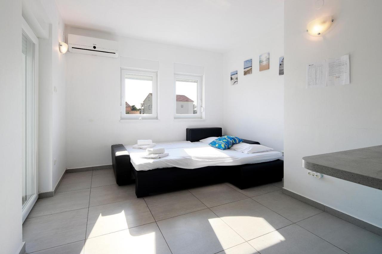 Apartment Dream Novalja Bagian luar foto